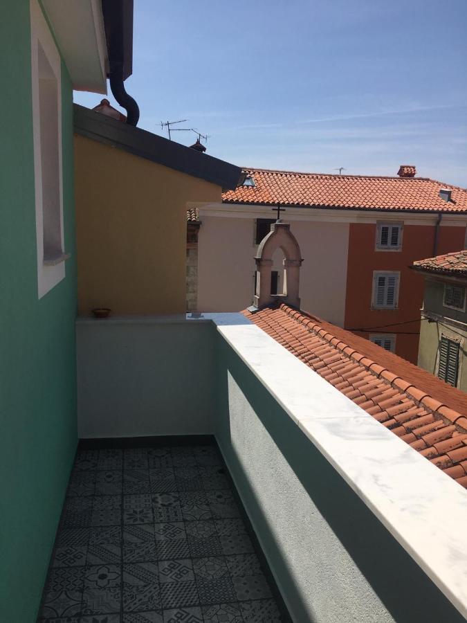 Apartmaji Sara, Izola - Isola Exterior photo