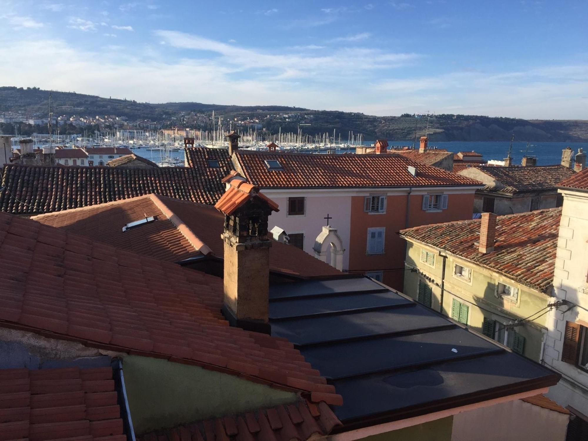 Apartmaji Sara, Izola - Isola Apartment Exterior photo